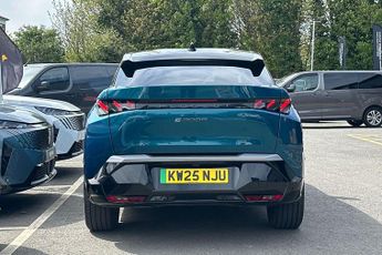 Peugeot E-3008 73kWh GT Auto 5dr