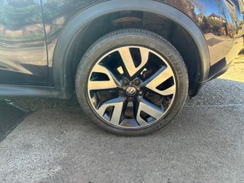 Nissan Juke 1.6 n-tec Euro 5 5dr (17in Alloy)
