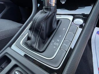 Volkswagen Golf 2.0 TSI R DSG 4Motion Euro 6 (s/s) 5dr