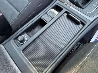 Volkswagen Golf 2.0 TSI R DSG 4Motion Euro 6 (s/s) 5dr