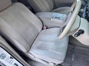 Toyota Estima 2.4 PETROL-HYBRID E-FOUR X SEVEN SEATER