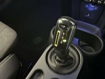 MINI Electric Hatch Cooper SE 32.6kWh Level 2 Hatchback 3dr Electric Auto (184 ps)