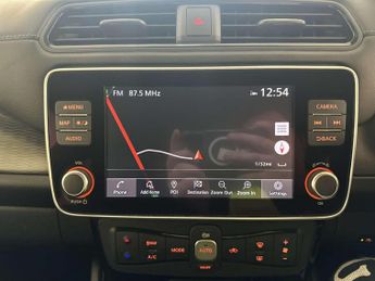 Nissan Leaf 40kWh N-Connecta Hatchback 5dr Electric Auto (150 ps)