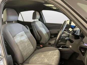 Volkswagen ID.3 Pure Performance 45kWh Life Hatchback 5dr Electric Auto (150 ps)