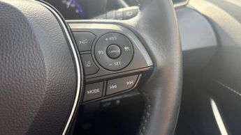 Toyota Corolla 2.0 VVT-h Trek Special Edition Touring Sports CVT Euro 6 (s/s) 5