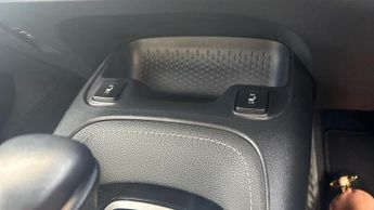 Toyota Corolla 2.0 VVT-h Trek Special Edition Touring Sports CVT Euro 6 (s/s) 5