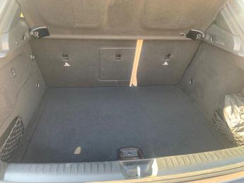 Mercedes-Benz GLA 1.6 GLA200 SE (Executive) 7G-DCT Euro 6 (s/s) 5dr