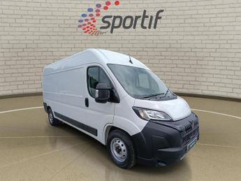 Peugeot Boxer 2.2 BlueHDi 335 Professional Panel Van 5dr Diesel EAT8 L3 H2 Eur