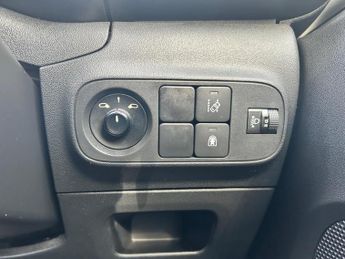 Citroen C3 1.2 PureTech Flair Euro 6 5dr