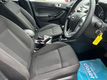 Ford Fiesta 1.0T EcoBoost Titanium Euro 6 (s/s) 5dr
