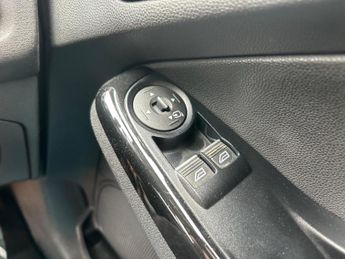 Ford Fiesta 1.0T EcoBoost Titanium Euro 6 (s/s) 5dr