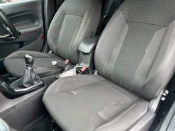 Ford Fiesta 1.0T EcoBoost Titanium Euro 6 (s/s) 5dr