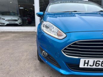 Ford Fiesta 1.0T EcoBoost Titanium Euro 6 (s/s) 5dr