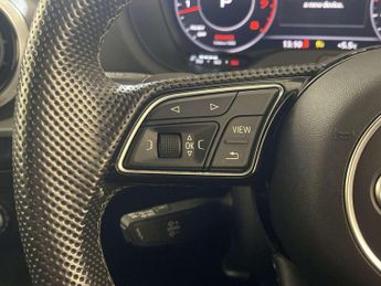 Audi Q2 1.5 TFSI CoD 35 Black Edition SUV 5dr Petrol S Tronic Euro 6 (s/