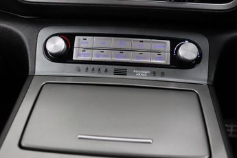 Hyundai KONA 64kWh Premium Auto 5dr (10.5kW Charger)