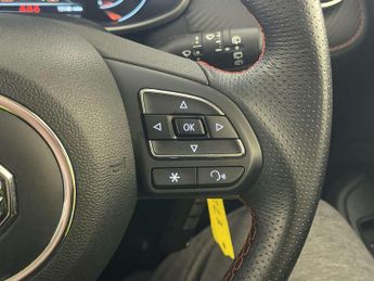 MG MG ZS 1.5 VTi-TECH Exclusive SUV 5dr Petrol Manual Euro 6 (s/s) (106 p