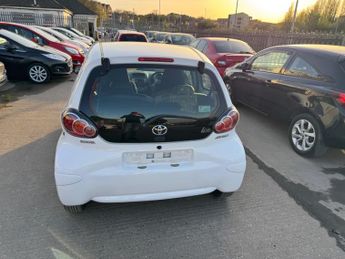 Toyota AYGO 1.0 VVT-i Ice MultiMode Euro 5 5dr