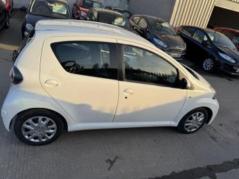 Toyota AYGO 1.0 VVT-i Ice MultiMode Euro 5 5dr