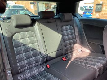 Volkswagen Golf 2.0 TDI BlueMotion Tech GTD DSG Euro 6 (s/s) 3dr