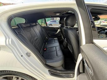 BMW 1 Series 3.0 M135i Auto Euro 6 (s/s) 5dr