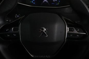 Peugeot E-2008 50kWh Allure Premium + Auto 5dr (7kW Charger)
