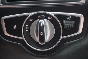 Mercedes-Benz C Class 2.0 C300 AMG Line (Premium) G-Tronic+ Euro 6 (s/s) 2dr