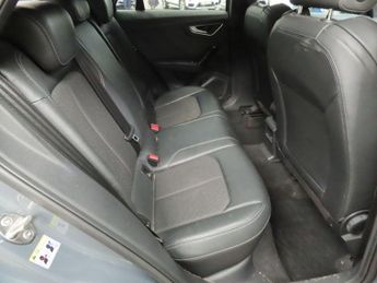 Audi Q2 1.5 TFSI CoD 35 Black Edition S Tronic Euro 6 (s/s) 5dr