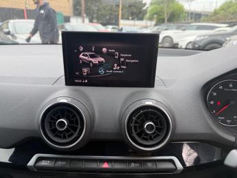 Audi Q2 1.5 TFSI CoD 35 Black Edition S Tronic Euro 6 (s/s) 5dr