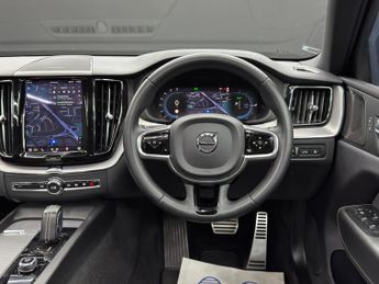 Volvo XC60 2.0h T6 Recharge 11.6kWh R-Design Auto AWD Euro 6 (s/s) 5dr