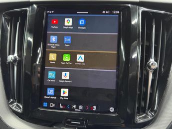 Volvo XC60 2.0h T6 Recharge 11.6kWh R-Design Auto AWD Euro 6 (s/s) 5dr