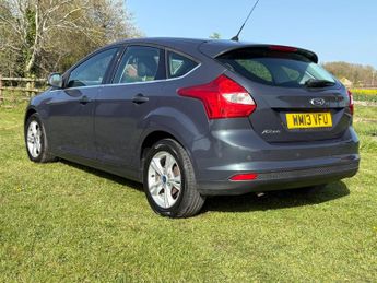 Ford Focus 1.6 Zetec Euro 5 5dr