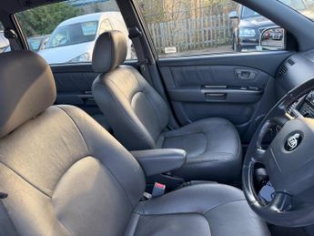 Kia Carens 2.0 CRDi SE 5dr