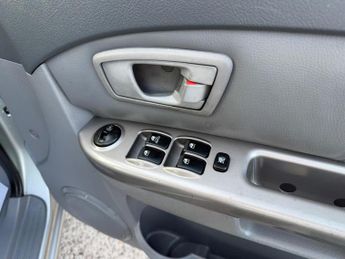 Kia Carens 2.0 CRDi SE 5dr