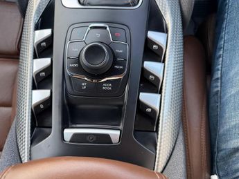 Citroen DS5 2.0 HDi DStyle Auto Euro 5 5dr