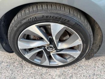 Citroen DS5 2.0 HDi DStyle Auto Euro 5 5dr