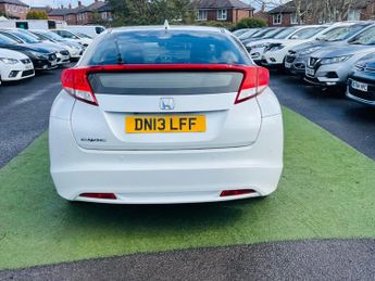 Honda Civic 1.8 i-VTEC EX Auto Euro 5 5dr
