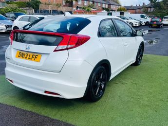 Honda Civic 1.8 i-VTEC EX Auto Euro 5 5dr