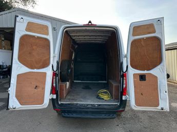 Mercedes-Benz eSprinter 55kWh Progressive Auto FWD L2 H2 5dr 20kW Charger