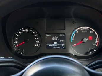 Mercedes-Benz eSprinter 55kWh Progressive Auto FWD L2 H2 5dr 20kW Charger