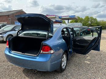 Honda Civic 1.3 IMA ES 4dr