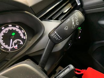 Skoda Kamiq 1.0 TSI SE DSG Euro 6 (s/s) 5dr