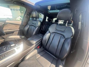 Audi Q7 3.0 TDI V6 Black Edition Tiptronic quattro Euro 6 (s/s) 5dr