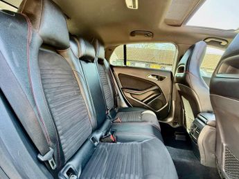 Mercedes-Benz CLA 2.1 CLA220d AMG Sport Shooting Brake 7G-DCT Euro 6 (s/s) 5dr