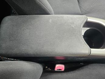 Toyota Prius 1.8 VVT-h T4 CVT Euro 5 (s/s) 5dr