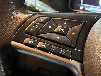 Nissan Leaf 40kWh Acenta Auto 5dr