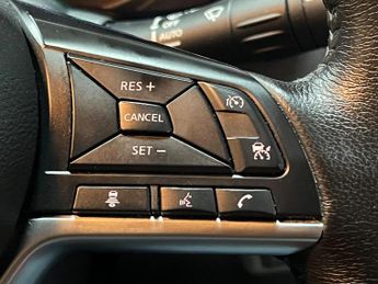 Nissan Leaf 40kWh Acenta Auto 5dr