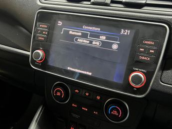 Nissan Leaf 40kWh Acenta Auto 5dr