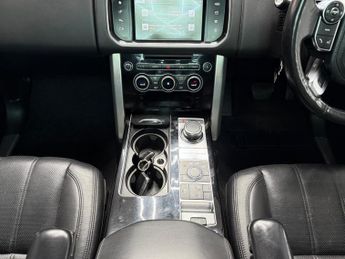 Land Rover Range Rover 3.0 TD V6 Vogue Auto 4WD Euro 6 (s/s) 5dr