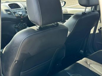 Ford Fiesta 1.0T EcoBoost Titanium X Euro 5 (s/s) 5dr