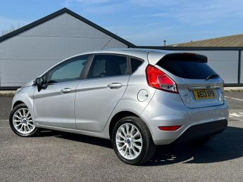 Ford Fiesta 1.0T EcoBoost Titanium X Euro 5 (s/s) 5dr